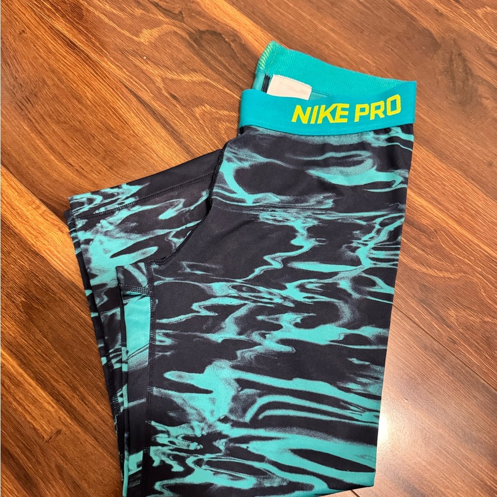 Nike Pro Teal and Black Leggings